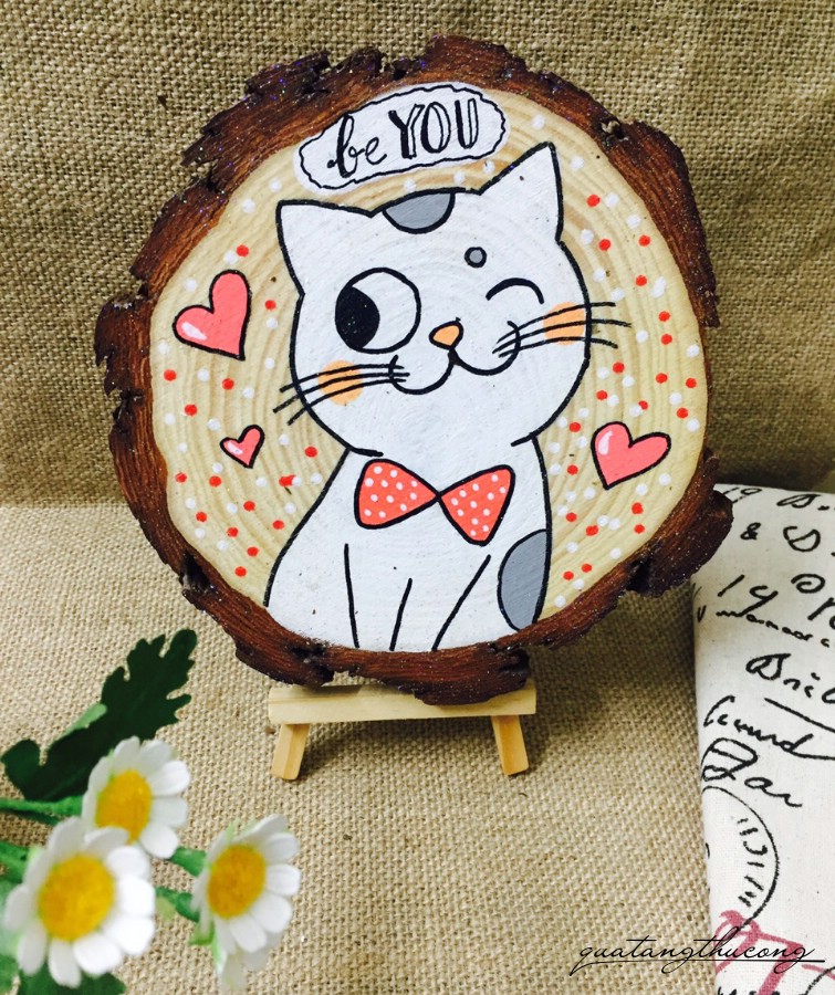 Khoanh gỗ vẽ tay mèo yêu mẫu 8